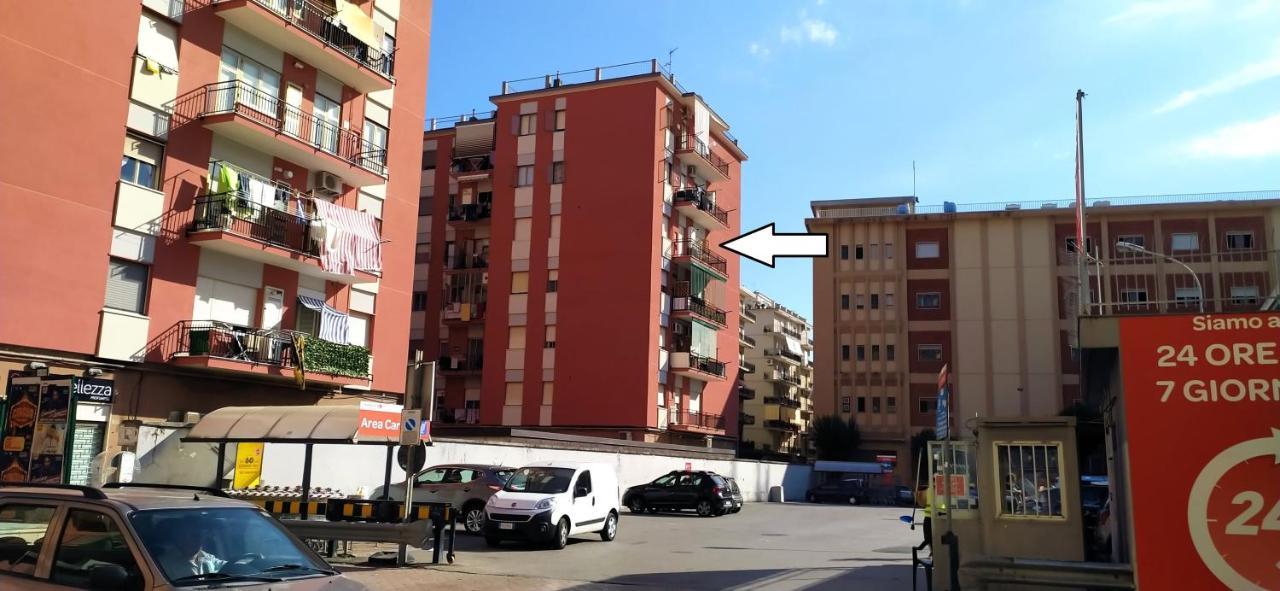 B & B Civico 6 Rooms Salerno Buitenkant foto